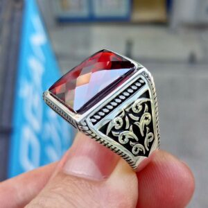 Faset Kesim Kırmızı Taşlı Erkek Gümüş Yüzük MY102281