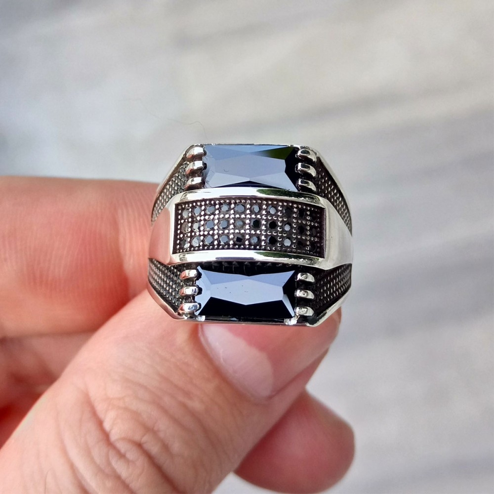 Siyah Baget Taşlı Erkek Gümüş Yüzük MY102075