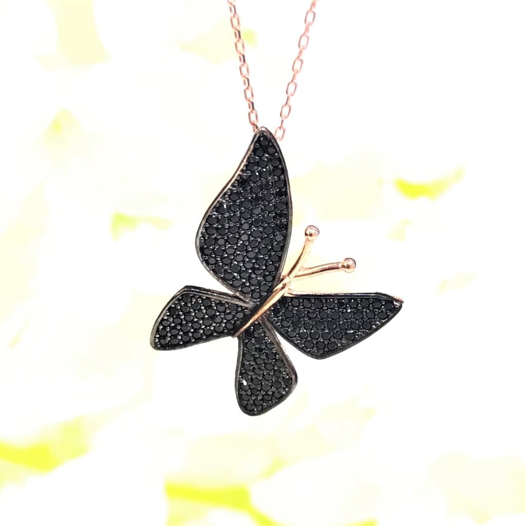 Siyah Çoktaşlı Kelebek Gümüş Kolye MY000103