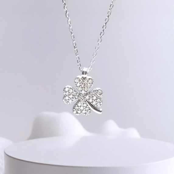 Taşlı Kalp Yonca Gümüş Kolye MY101920R