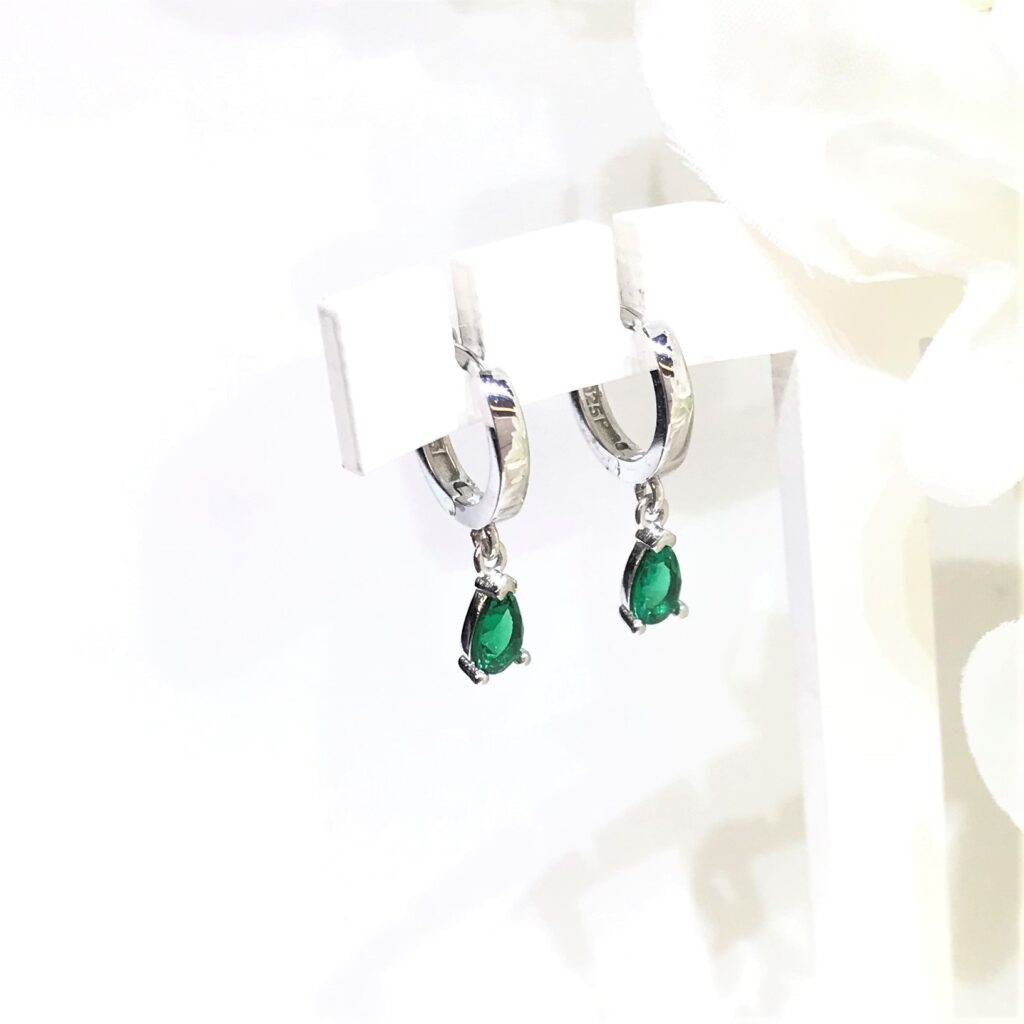 Yeşil Taşlı Sallantılı Gümüş Küpe MY102326