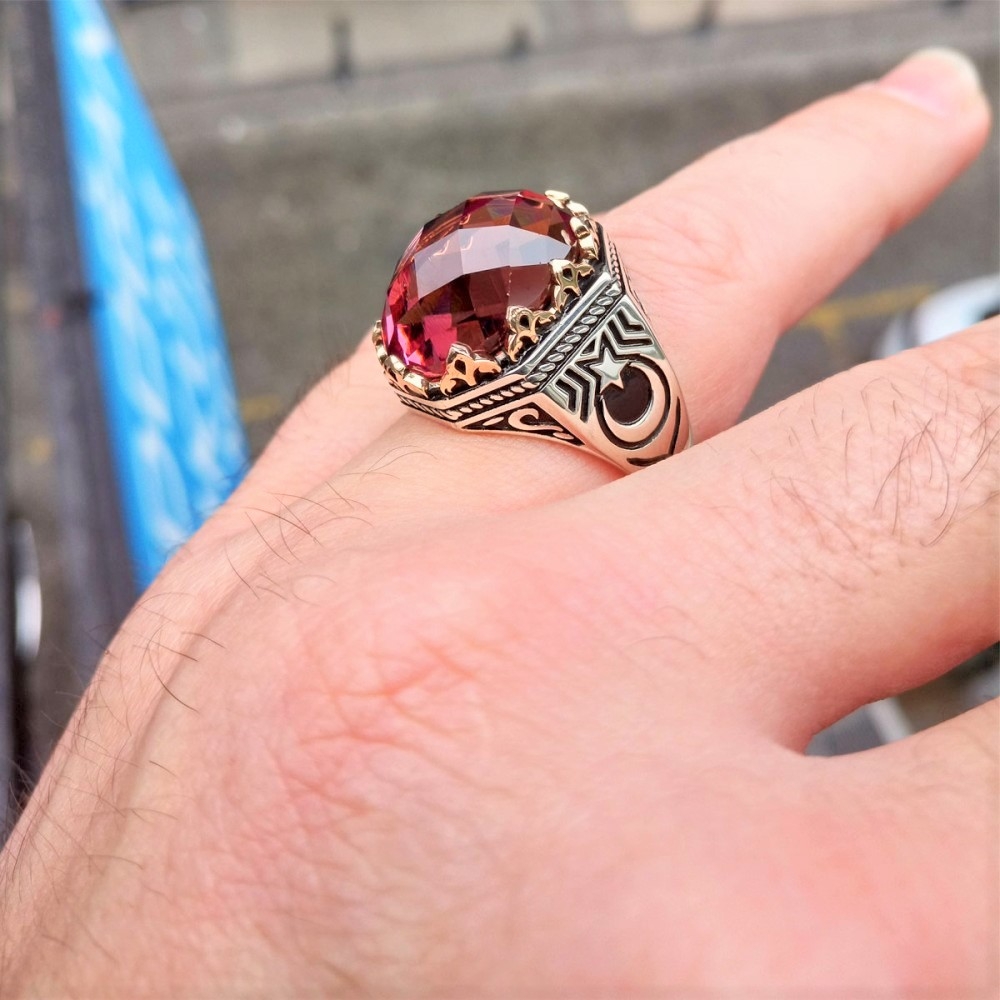 Zultanit Taşlı La Galibe İllallah Yazılı Taç Motifli Erkek Gümüş Yüzük MY102313